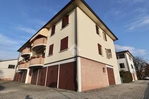 2 LOCALI A CAMPEGINE