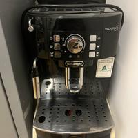 De longhi magnifica S