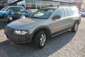 VOLVO XC70 2.4 D5 20v aut. AWD -omol. 7 POSTI-Is