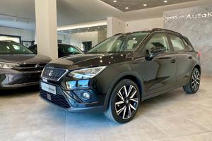SEAT Arona 1.0 EcoTSI Black Edition di Unico Pro