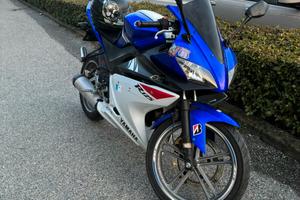 Yamaha r125