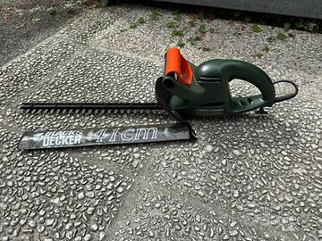 Tagliasiepi Elettrico Black&Decker 41cm