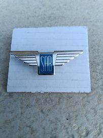 Pin's Distintivo fregio azienda autobus Bergamo 