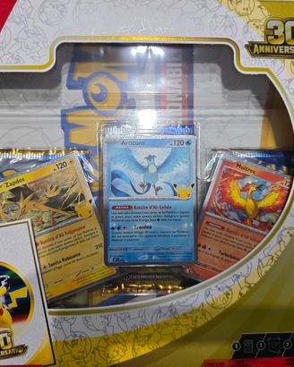 set anniversario 30 esimo pokemon