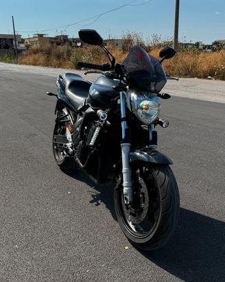 Yamaha FZ6
