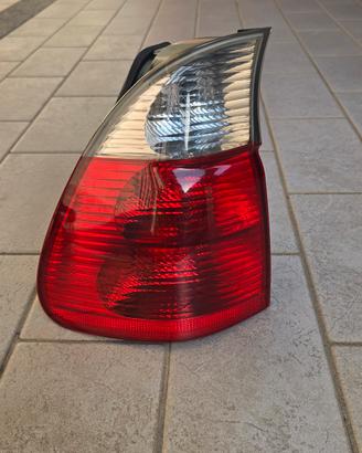 fanale posteriore sinistro BMW X5 E53