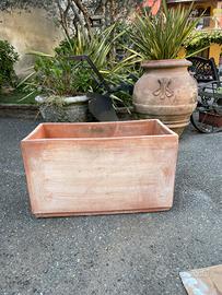 Fioriera vaso rettangolare in terracotta