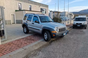 Jeep Cherokee 2.8 CRD Sport