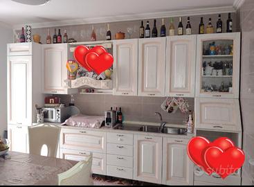 cucina e tavolo