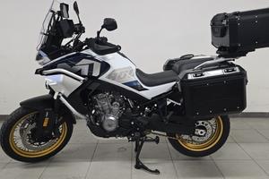 CF Moto 800MT touring
