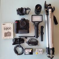 Nikon D 200 