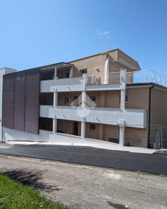 3 LOCALI A POGGIO MIRTETO