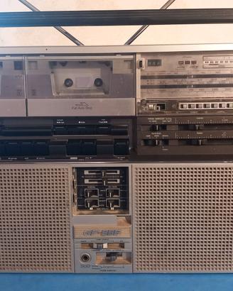 Radioregistratore vintage boombox Sharp GF555
