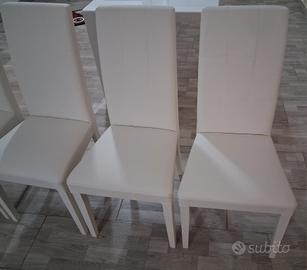 sedie in pelle praticamente nuovi 