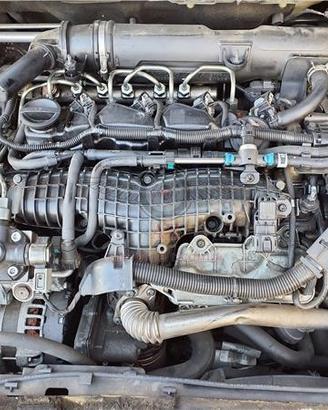 Volvo v40 2017 - d4204t8