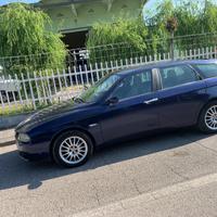 Alfa Romeo 156 1.9 JTD Sportwagon Distinctive revi