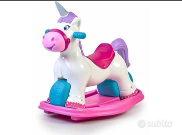 Dondolo unicorno