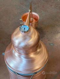 Alambicco da 50 litri a serpentina, distillatore.