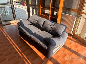 Divano 2 posti design vintage Maralunga Cassina