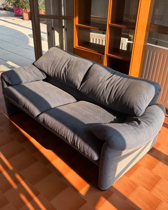 Divano 2 posti design vintage Maralunga Cassina
