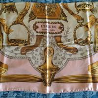 foulard Hermes in seta degli anni 80/90