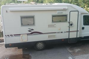 Camper semintegrale