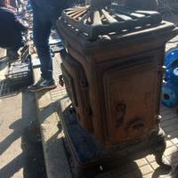 Stufa a legna in ghisa d’epoca