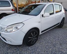 Dacia Sandero 1.2 16V