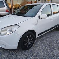 Dacia Sandero 1.2 16V