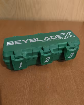 Deck Box Beyblade X  (Verde-Argento)