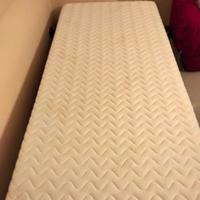 Materasso singolo con molle