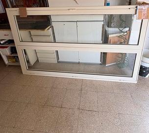 Infisso bianco