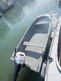 Patanella/trimarano