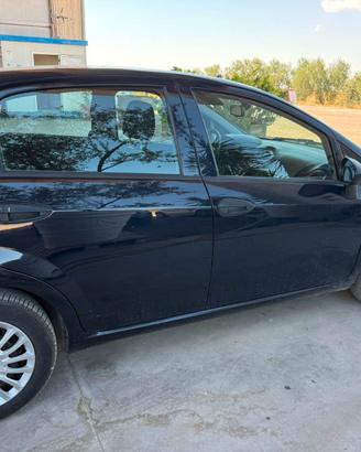 FIAT GRANDE PUNTO  1.3 mjt 95  cv 2018  NEOPATENTA