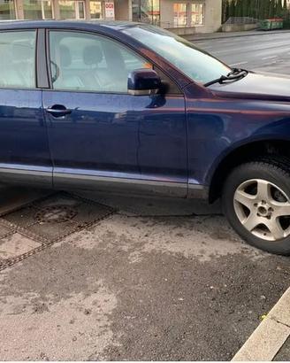 Tutti ricambi VW TOUAREG R5 TDI 2.5 2006 VOLKSWAGE