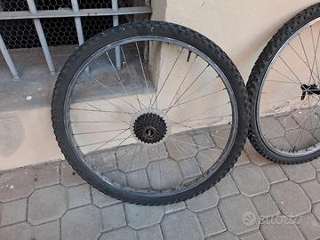 Cerhi e copertoni bici 26'