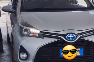 utilitaria yaris hybrid batteria ibrida nuova