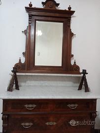 comò vintage con cassettiera e specchio
