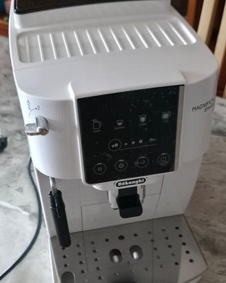 Macchina caffè automatica De Longhi ECAM220.20.W