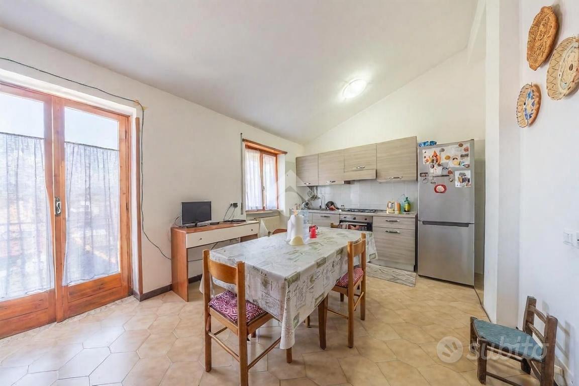 Appartamento – Roma, San Vittorino, Municipio Roma VI - Altro