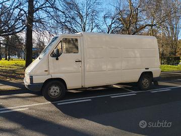 Renault master l   2.4 diesel 1987