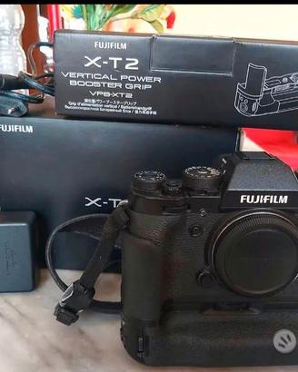 Fuijfilm XT-2+ power booster grip originale 