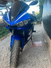 Yamaha r6