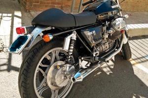 Moto Guzzi 1000 SP