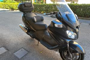 Suzuki Burgman 650 executive