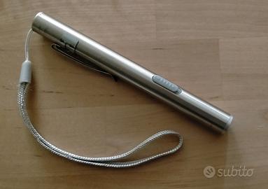 Torcia LED ricaricabile