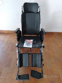 Carrozzina per disabili basculante imbottita