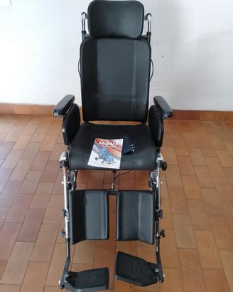 Carrozzina per disabili basculante imbottita