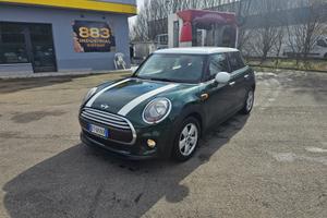 Mini Cooper D 1.5 5 porte
