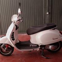 Vespa gts300 super